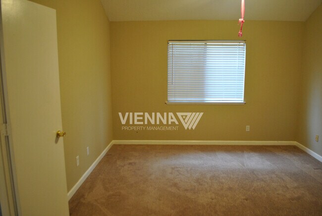 Building Photo - House for Rent in Antelope!