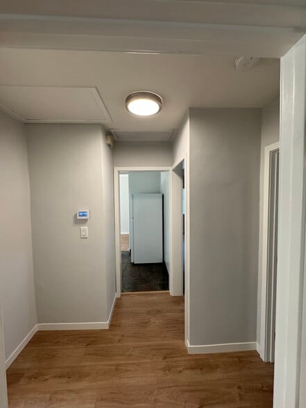 Hallway to kitchen - 5943 Tujunga Ave