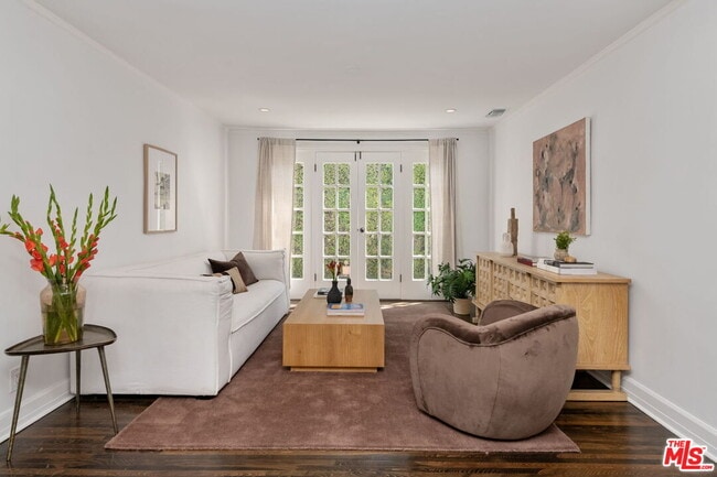 Building Photo - 234 N Ridgewood Pl