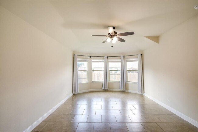 Building Photo - 3409 De Torres Cir