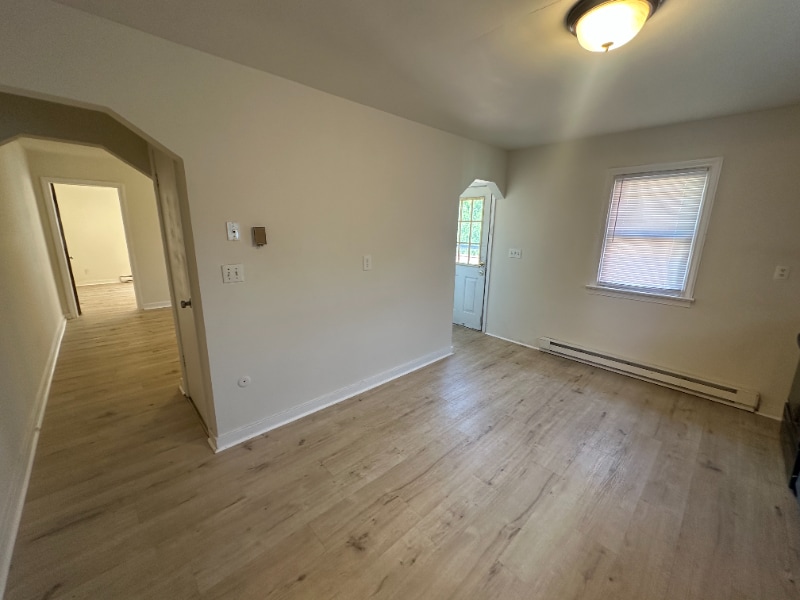 Building Photo - 5388 Chapmans Rd