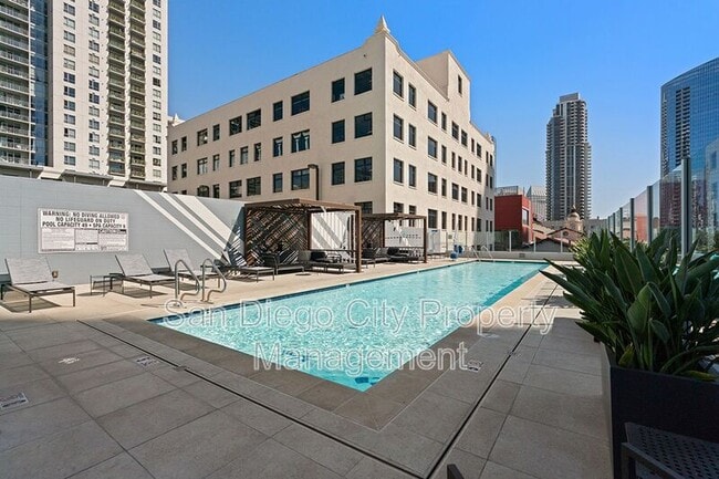 Building Photo - 1262 Kettner Blvd