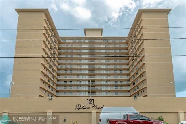 Building Photo - 121 Golden Isles Dr