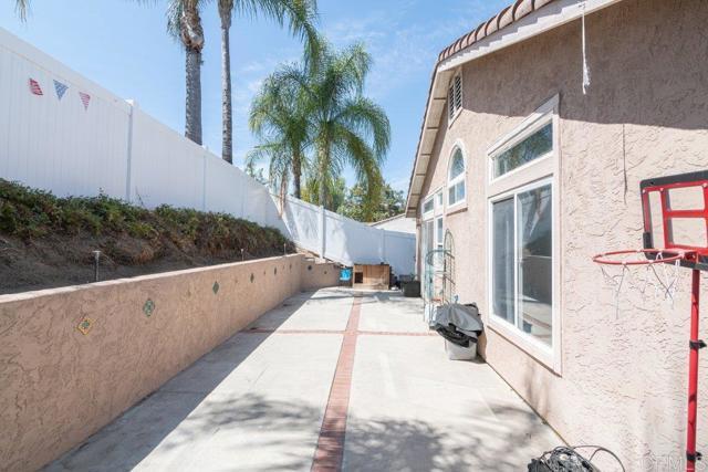 Building Photo - 32467 Cervin Cir