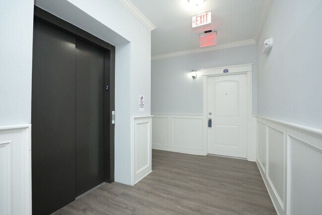 Building Photo - 2802 Morrison St