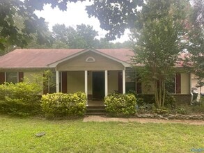 Building Photo - 792 Seina Vista Dr