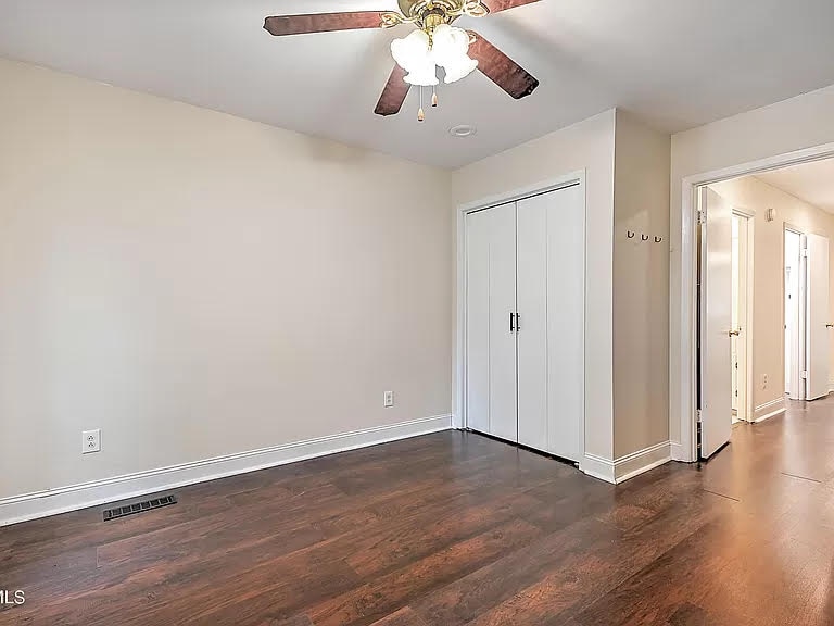 Building Photo - 115 Beechnut St