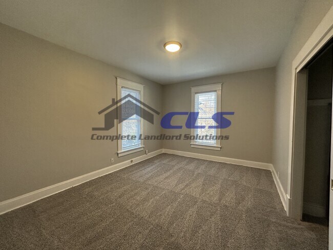 Building Photo - 2206 N 11th St