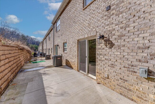 Building Photo - 420 Boulder Rdg Wy