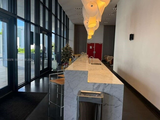 Building Photo - 1600 NE 1st Ave