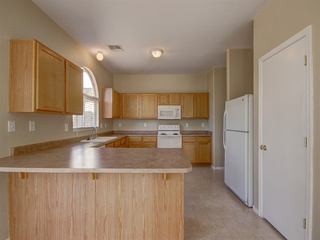 Building Photo - 2656 S 89th Dr
