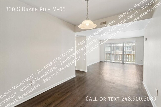 Building Photo - 330 S Drake Rd