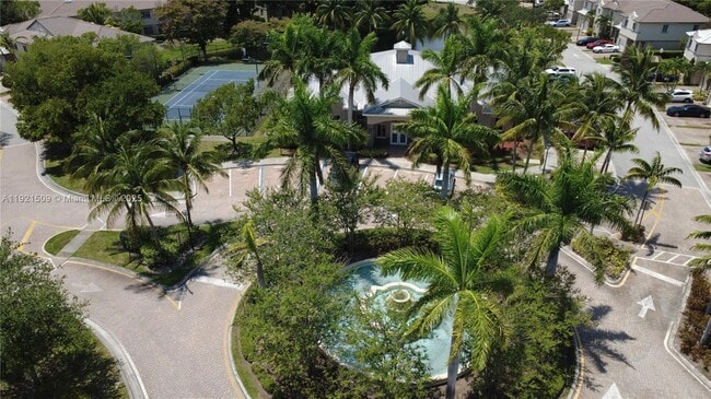 Building Photo - 1109 Lucaya Dr