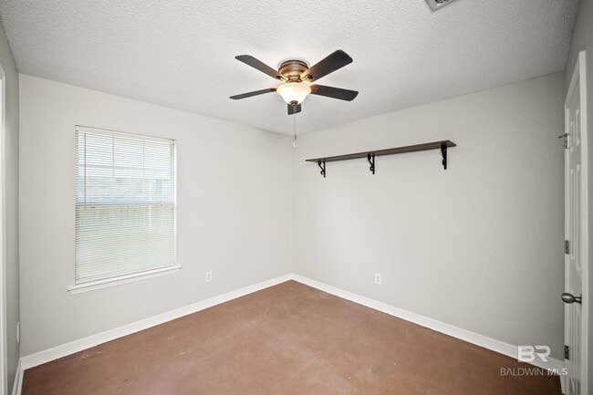 Building Photo - 4004 Kendallbrook Loop