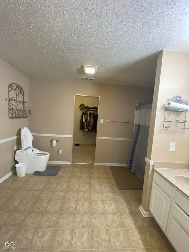 Building Photo - 12824 E 131st St