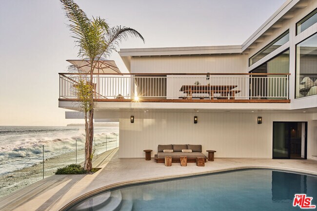 Building Photo - 27356 Escondido Beach Rd