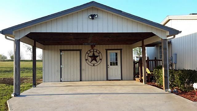 Building Photo - 115 Bandana Dr