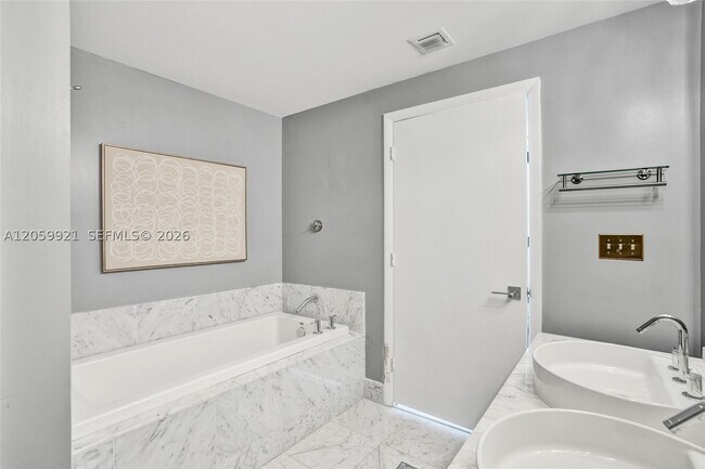 Building Photo - 244 Biscayne Blvd