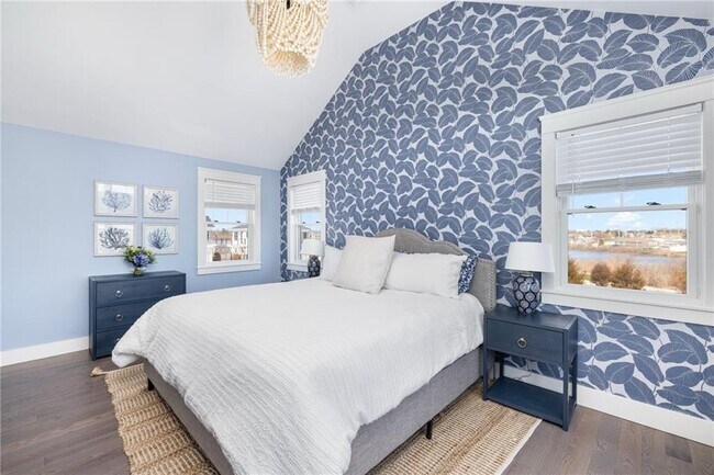 Building Photo - 14 E Pointe Ln