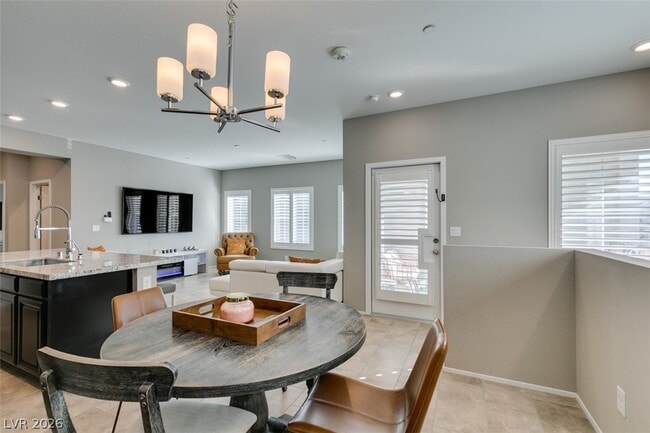 Building Photo - 545 Teovani St