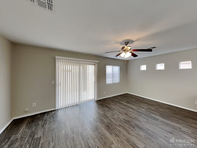 Building Photo - 2618 S Devonna Ln