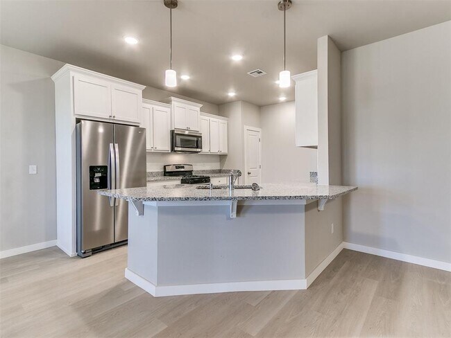 Building Photo - 8325 NW 163rd Ter