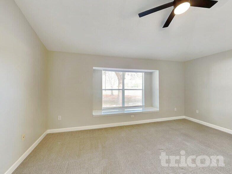 Building Photo - 14131 Lemon Yellow Tree Ln