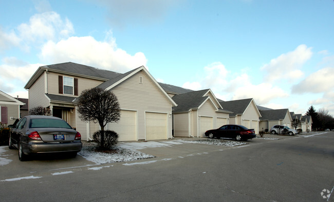Primary Photo - Clearvista Townhomes