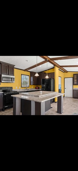 Building Photo - 806 Lavender Rd