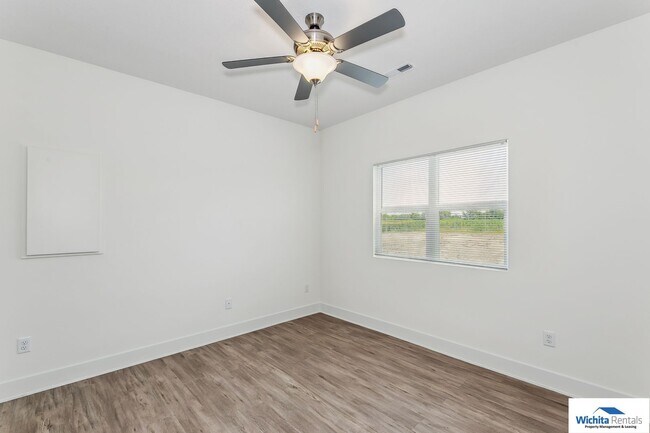 Building Photo - 1753 - 1755 S. Hickory Creek Ct.