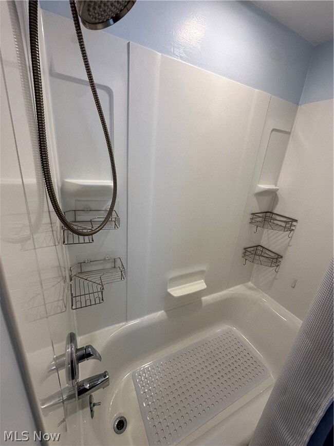 Building Photo - 1579 Laclede Rd