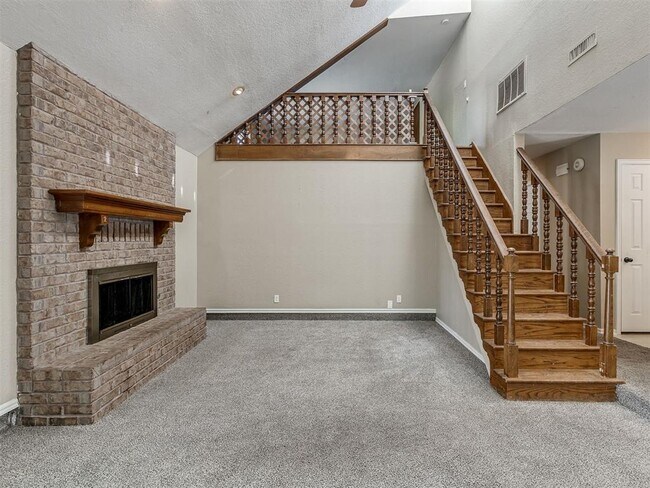 Building Photo - 2131 Jazzman Dr