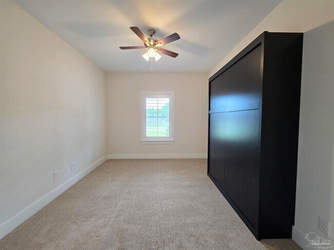 Building Photo - 4570 Omaha Dr