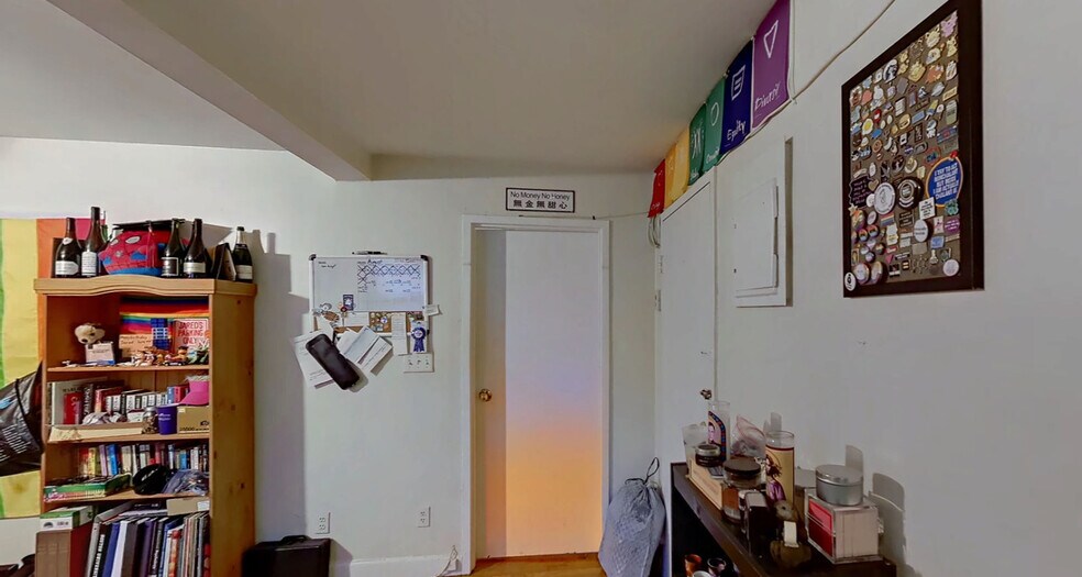 Building Photo - 1758 Commonwealth Ave