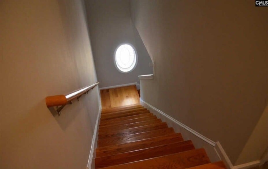 stairs - 144 Lincoln St