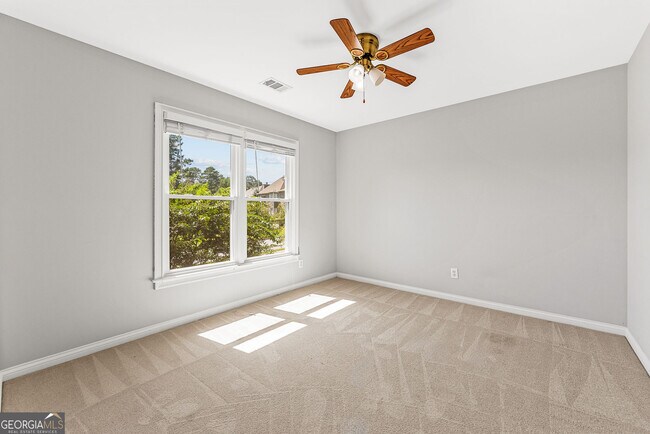 Building Photo - 969 Light House Way