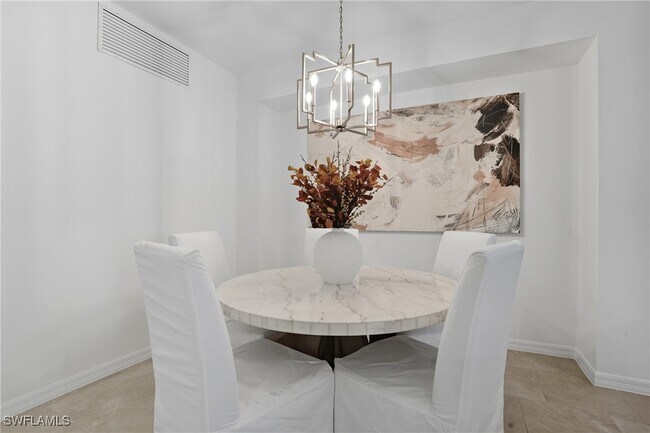 Building Photo - 5667 Melbourne Ct