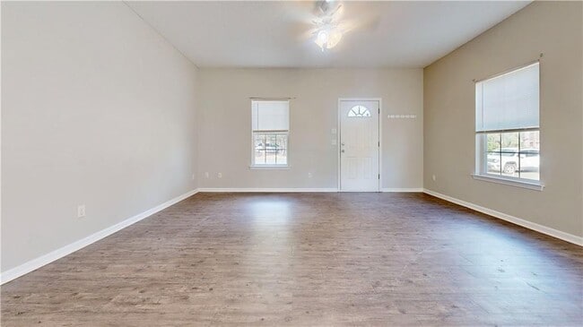 Building Photo - 122 Grove Hill Ave