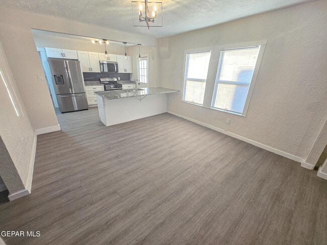 Building Photo - 3518 Sacramento Ave