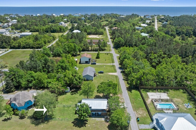 Building Photo - 312 Water St