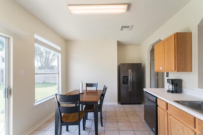 Building Photo - 1111 Turnberry Park Ln