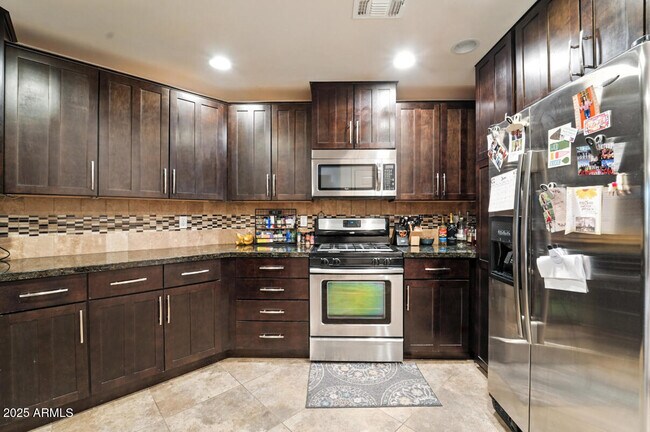 Building Photo - 5350 E Deer Valley Dr