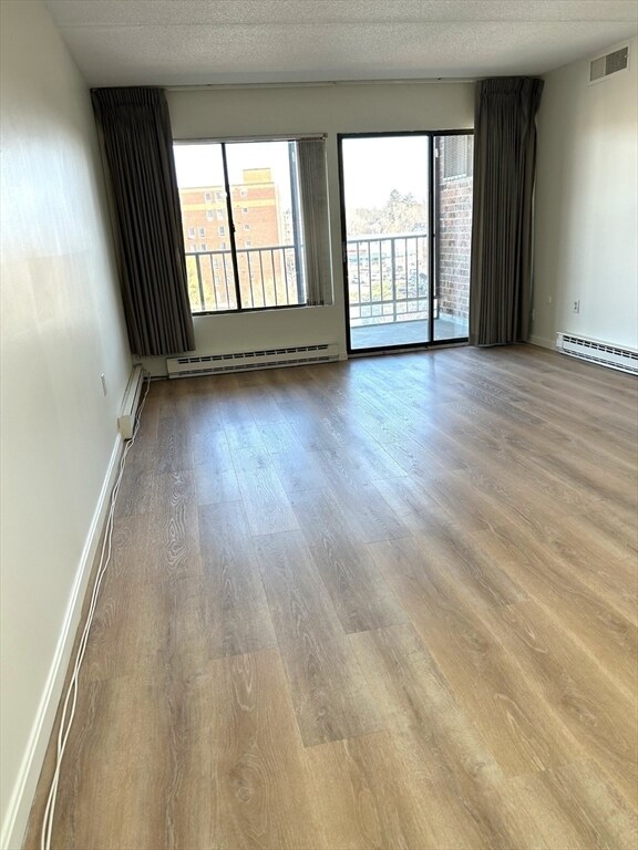 Building Photo - 51 Melrose St