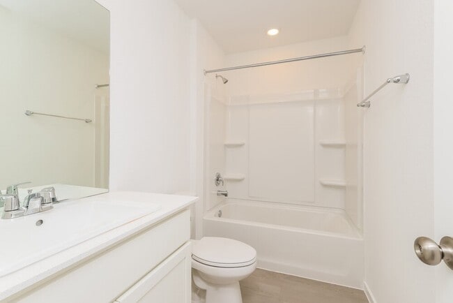 Building Photo - 1536 Crowson Rdg