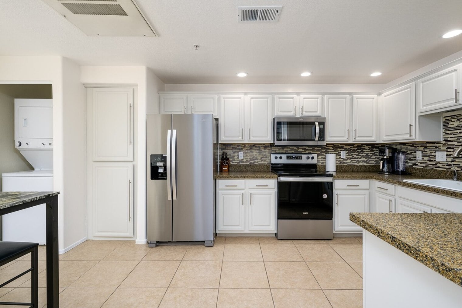 Building Photo - 9455 E Raintree Dr