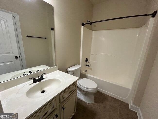 Building Photo - 2942 Dobbs Ct