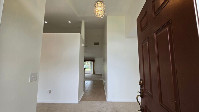 Building Photo - Spacious Haines City Retreat - For Rent Now!