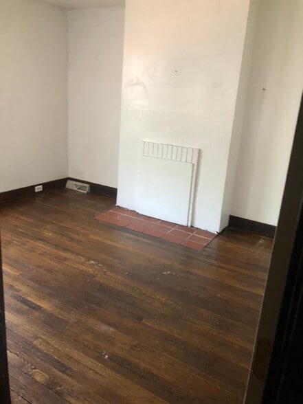 Bedroom 2 - 505 S Graham St
