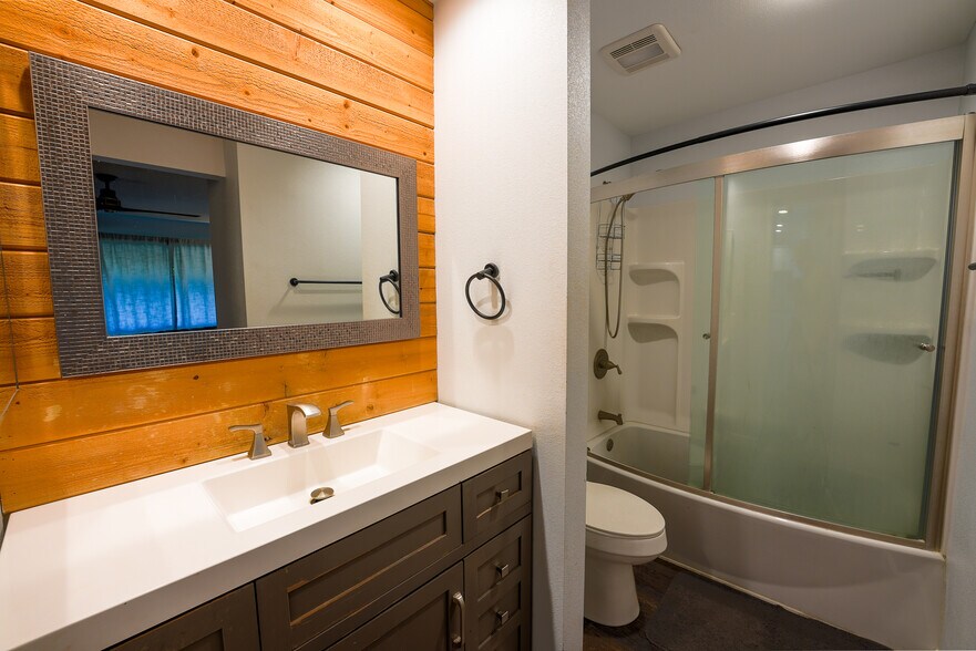 Bathroom - 77805 California Dr