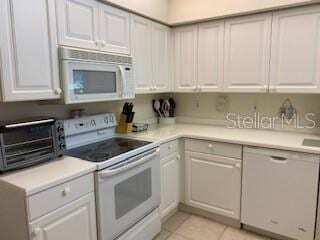 Building Photo - 6566 Fairway Gardens Dr